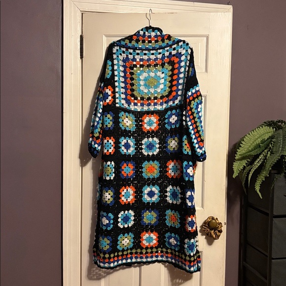 POL granny square full length Crochet Cardigan - Picture 4 of 8